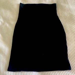 A Pea in the pod maternity black skirt
